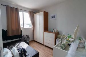 Image 5 - 880426