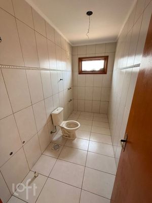 Image 9 - 880427