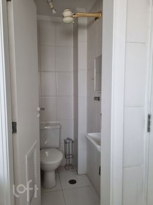 Image 10 - 880430