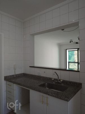 Image 4 - 880432