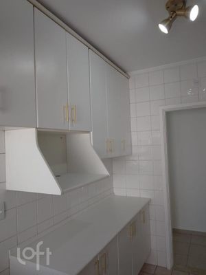 Image 9 - 880432