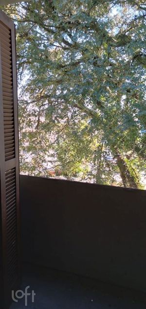 Image 19 - 880433