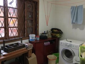 Image 3 - 880434