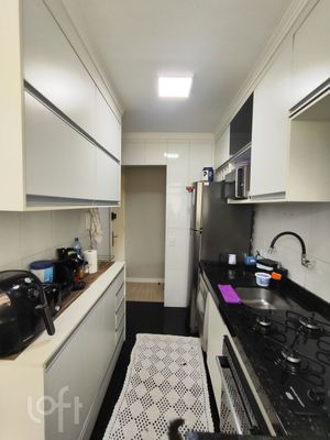 Image 6 - 880436