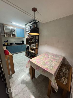 Image 19 - 880438