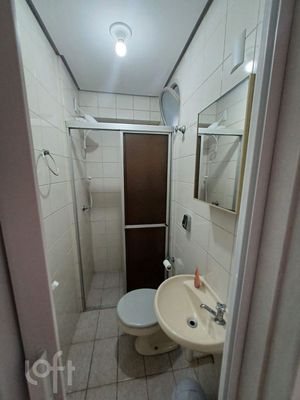 Image 12 - 880462