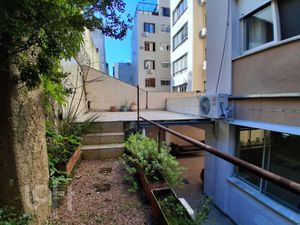 Image 24 - 880464