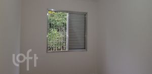 Image 4 - 880469