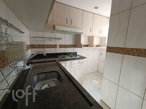 Image 14 - 880488