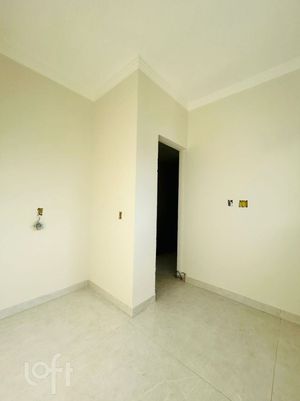 Image 16 - 880491