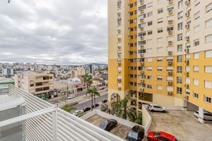 Image 6 - 880499