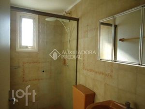 Image 9 - 880509