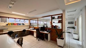 Image 31 - 880523