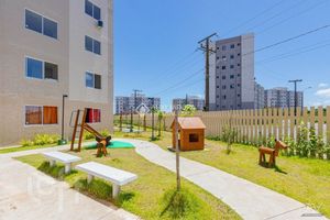Image 9 - 880524
