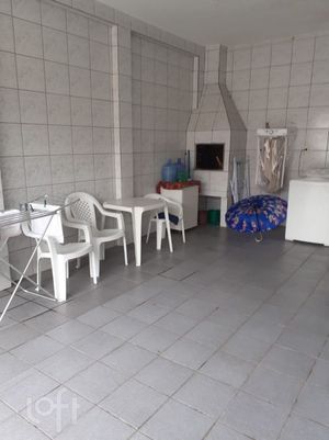 Image 15 - 880534