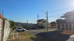 Image 3 - 880545