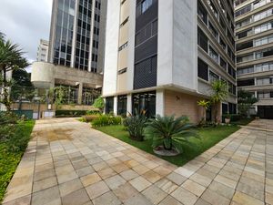 Image 103 - 880546