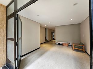 Image 74 - 880546