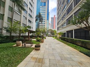 Image 99 - 880546