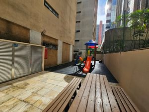 Image 98 - 880546