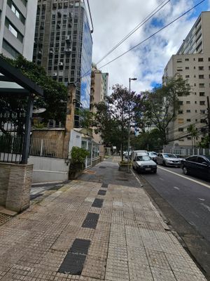 Image 107 - 880546