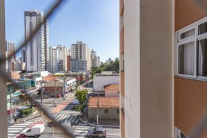Image 4 - 880657