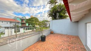 Image 49 - 880661