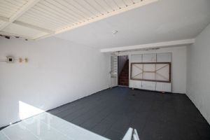 Image 40 - 880664
