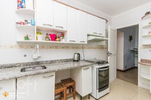 Image 11 - 880664