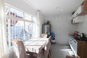 Image 30 - 880664