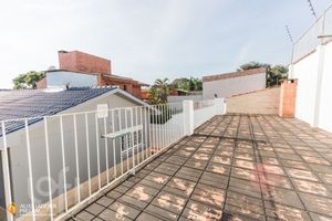 Image 19 - 880664