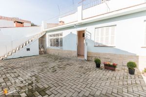 Image 16 - 880664