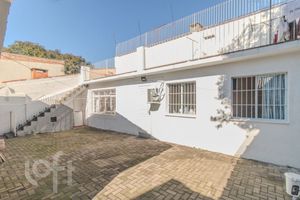 Image 37 - 880664