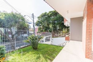 Image 1 - 880664