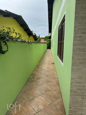 Image 6 - 880676