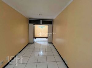 Image 18 - 880681