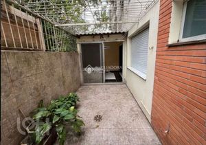 Image 6 - 880681