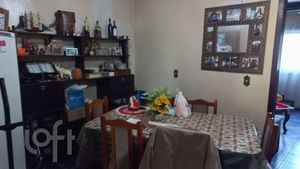 Image 28 - 880683