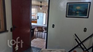 Image 32 - 880683