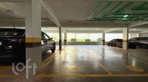 Image 39 - 880721