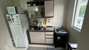 Image 37 - 880723