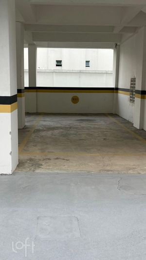 Image 30 - 880723