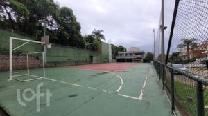 Image 45 - 880774