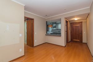 Image 3 - 880776
