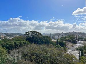 Image 19 - 880814