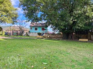 Image 31 - 880814