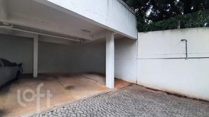Image 25 - 880814