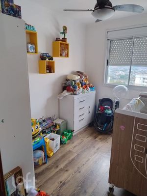Image 10 - 880815