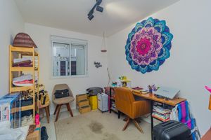 Image 9 - 880857