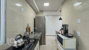 Image 5 - 880864